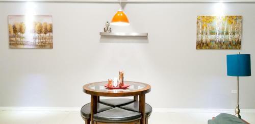 New Kingston Guest Apartments @ Donhead