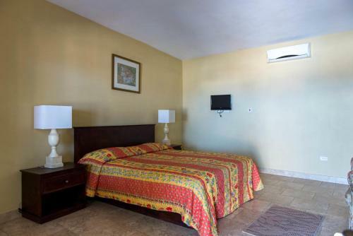 Rosehall Deluxe Bed & Breakfast