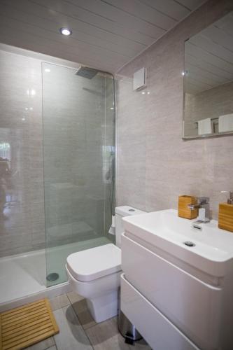 Modern Eshae Living Apartment