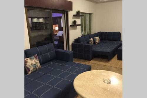Royal Luxury Apartments & Studios