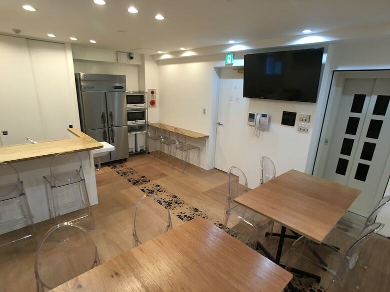 Albergue One World Osaka Central