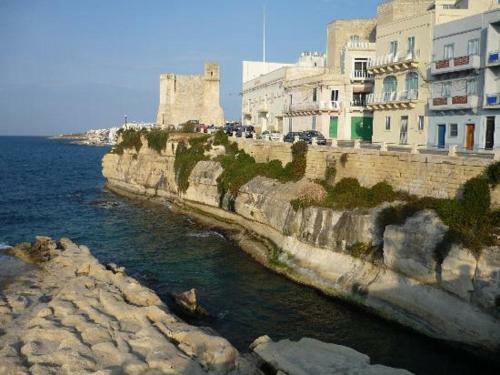 Hostal The 1930's Maltese Residence