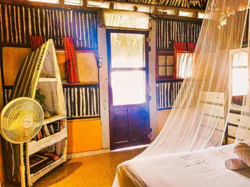 Casa Maya Lodge, Robinson Crusoe Life