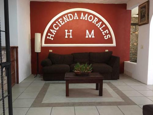 Hotel Hacienda Morales.
