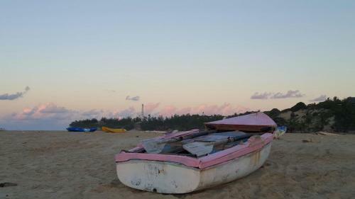Hostal Barefoot In Barra