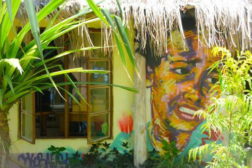 Hotel Baobab Beach Resort And Backpackers