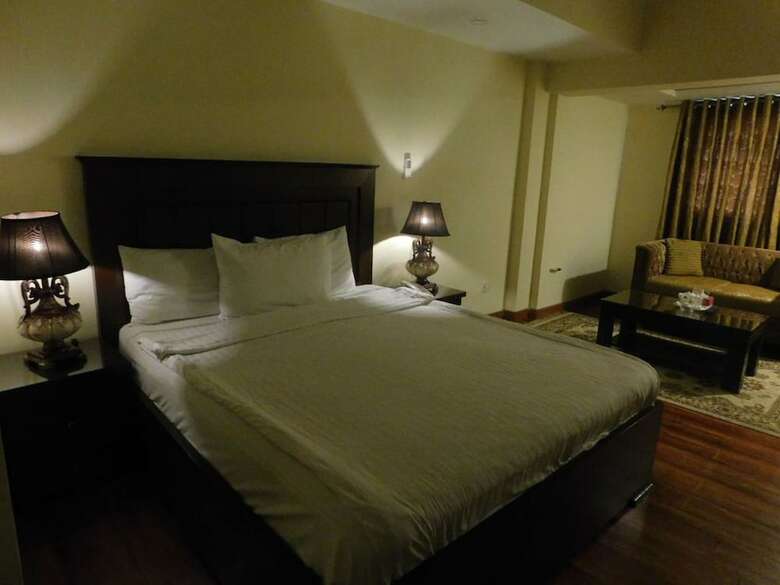 Diplomat Hotel