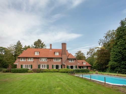 Holiday Home Vorstelijk Landhuis