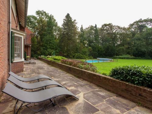 Holiday Home Vorstelijk Landhuis
