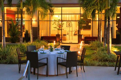 Hotel Courtyard By Marriott Panama At Metromall Mall