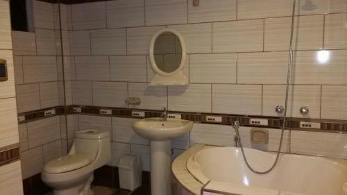 Hotel Christian Suites Aqp