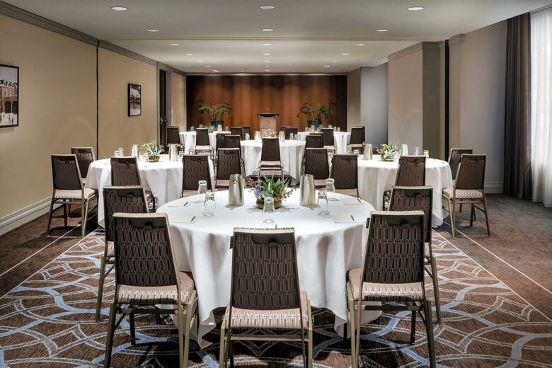 Hotel Le Centre Sheraton Montreal