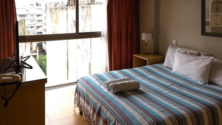 Hotel Callao Plaza Suites