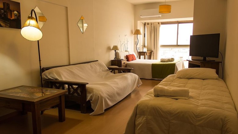 Hotel Callao Plaza Suites