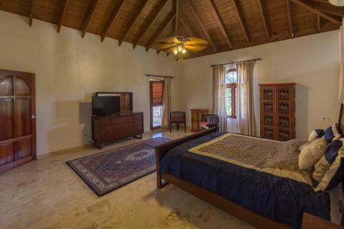 Luxury Villas At Sea Horse Ranch