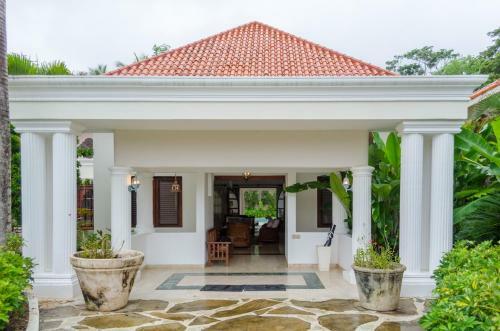 Luxury Villas At Sea Horse Ranch