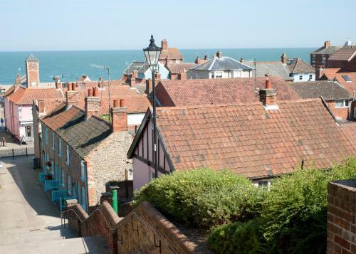 Little Chequers