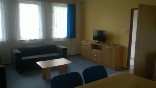 Hotel Holiday Resort Losinka