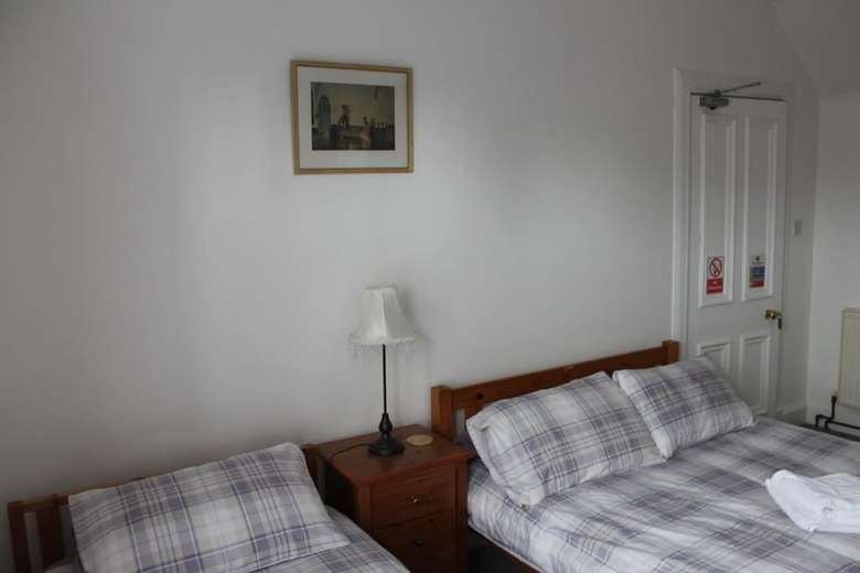 Hostal Dunmhor Guest House