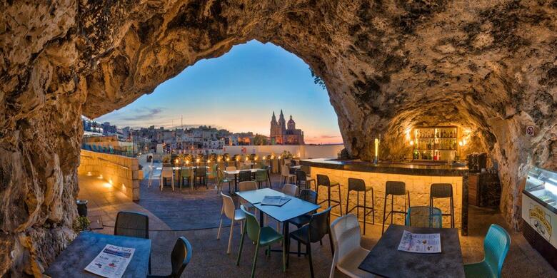 Hotel Pergola Club
