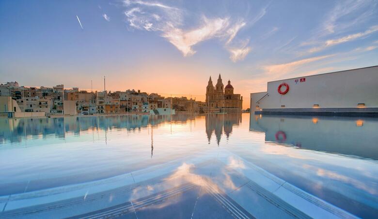 Hotel Pergola Club