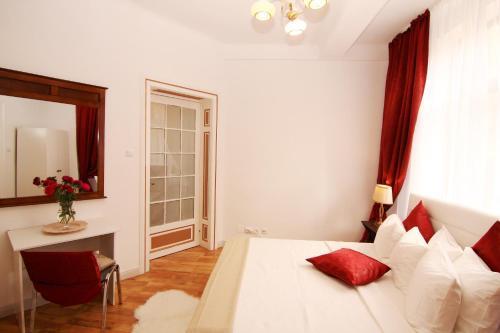 Apartamento Old Princely Court Stylish