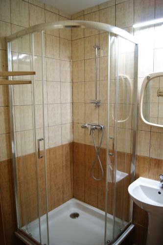 Hostal Villa I Restauracja Tymotka