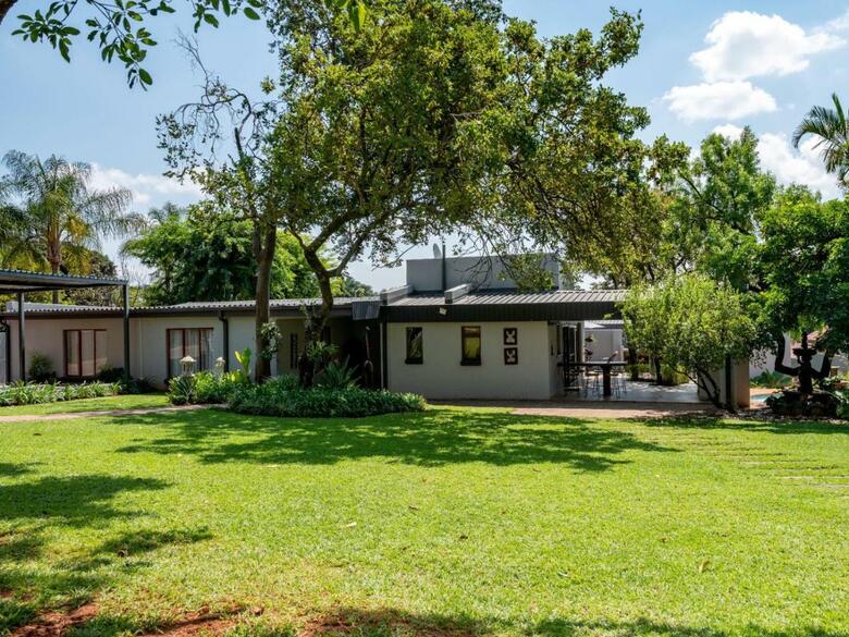 Hostal Casa Albergo Guest House