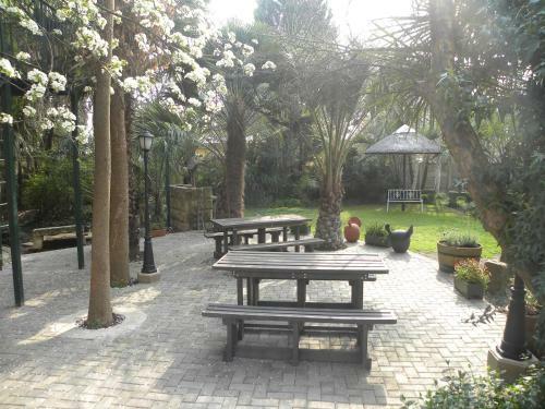 Hostal Ladybrand Guest House