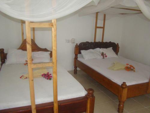 Bed & Breakfast Jambo Brother Room & Food
