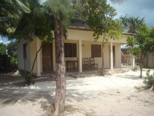 Bed & Breakfast Jambo Brother Room & Food