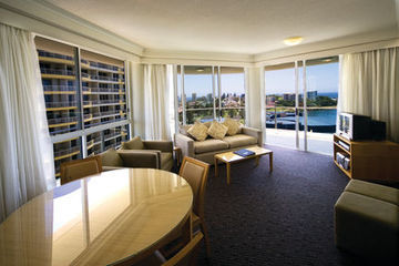 Hotel Outrigger Twin Towns Resort