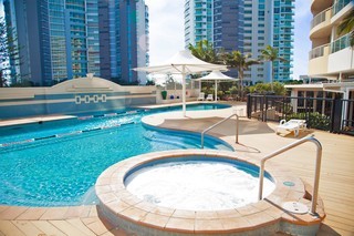 Hotel Outrigger Twin Towns Resort