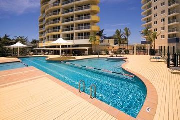 Hotel Outrigger Twin Towns Resort