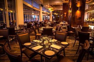 Hotel Outrigger Twin Towns Resort