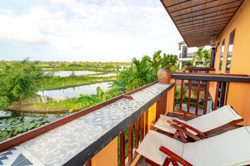 Bed & Breakfast Flora Hoian Villa