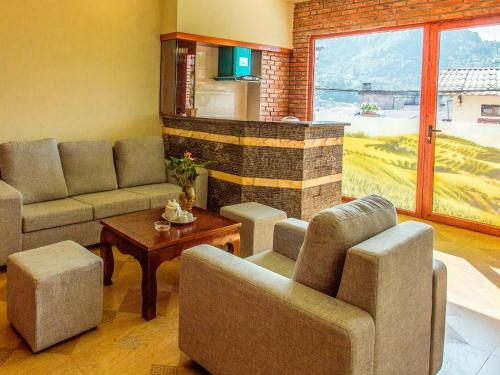 Sapa Family House Hotel