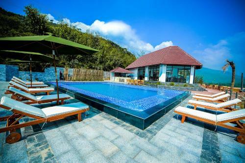 Hotel Aurora Villas And Resort