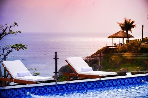 Hotel Aurora Villas And Resort