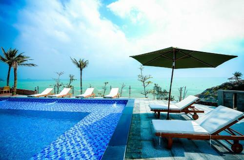 Hotel Aurora Villas And Resort