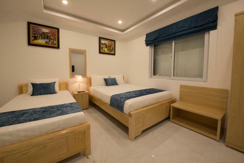 Ha Noi Holiday Center Hotel