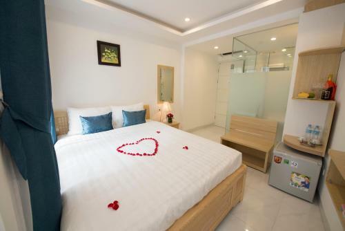 Ha Noi Holiday Center Hotel