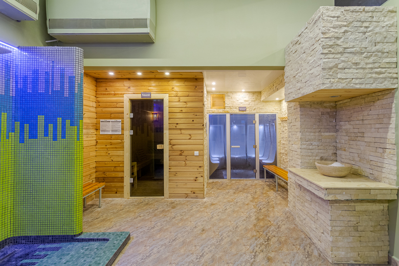 Hotel Rin Airport 4 Star