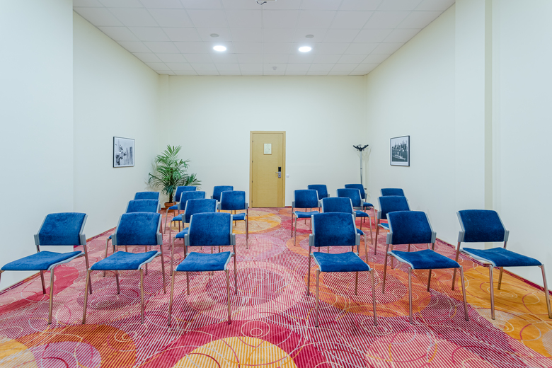 Hotel Rin Airport 4 Star