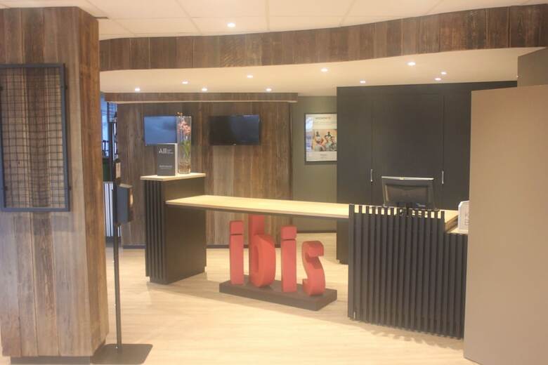 Hotel Ibis Mons Centre Gare