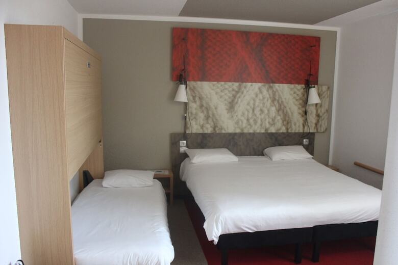Hotel Ibis Mons Centre Gare
