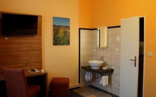 Hostal Weinstube Zur Lindenau