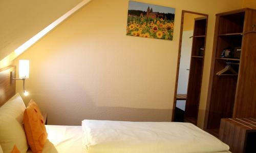 Hostal Weinstube Zur Lindenau