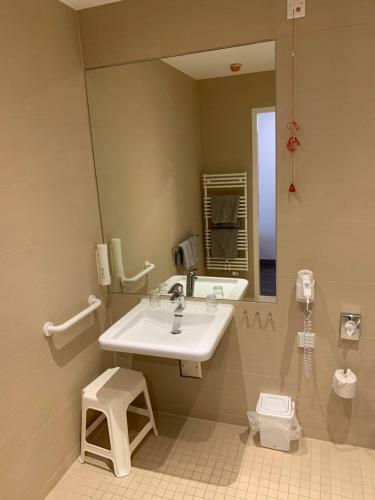 Adesso Hotel G�ttingen - Pay At Property On Arrival