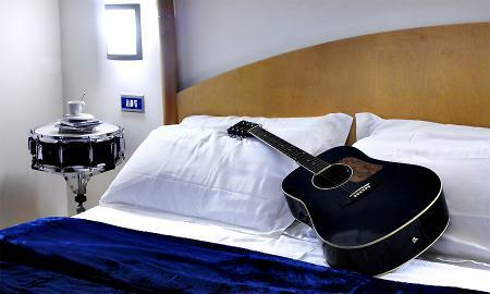 Hotel Franklin Feel The Sound